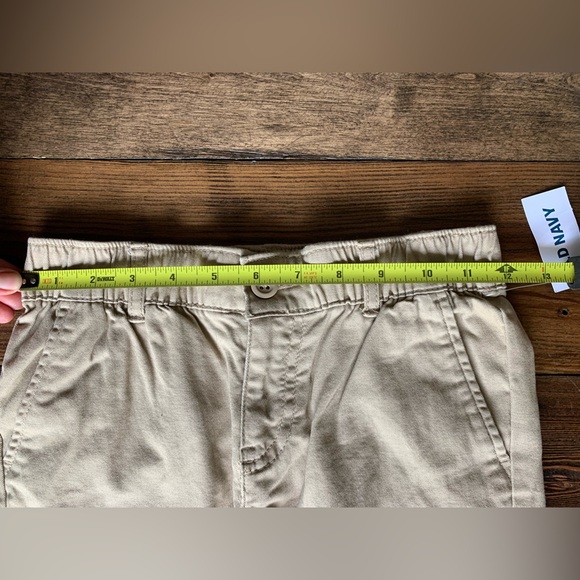 🆕 OLD NAVY • NWT boys built-in flex cargo taper pants pockets beige tan • small - Picture 6 of 9